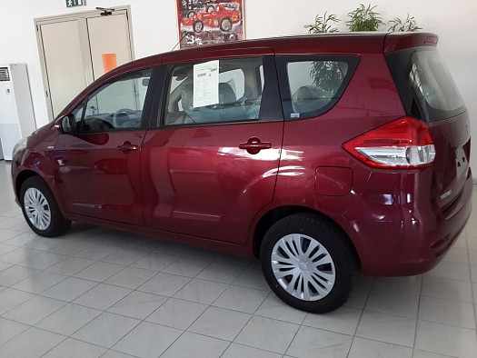 Voiture ERTIGA SUZUKI