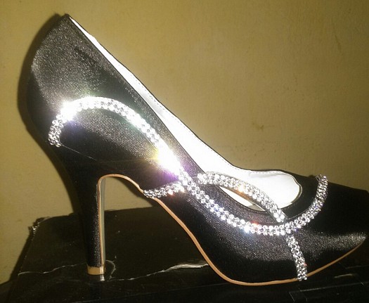Escarpin a talon noir blanc neuf