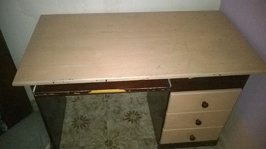 Table bureau