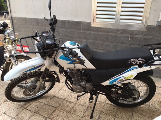 Derniere pièce moto type DT 200