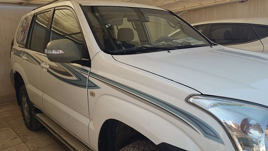 Toyota Prado a debatre