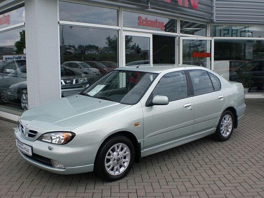 Voiture nissan primera bon état
