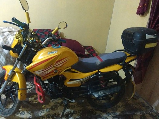 Moto 125 noy