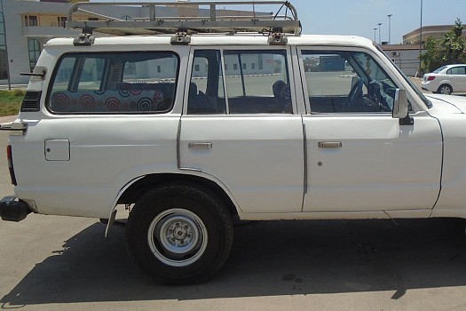 TOYAOTA LAND CRUISER