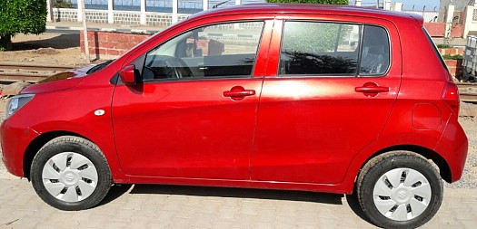 Voiture suzuki celerio