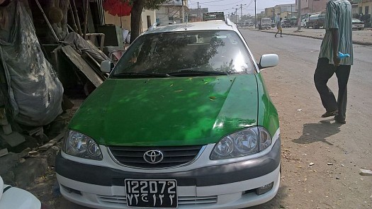 Taxi Toyota Avensis 2003
