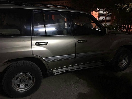 TOYOYA LAND CRUISER