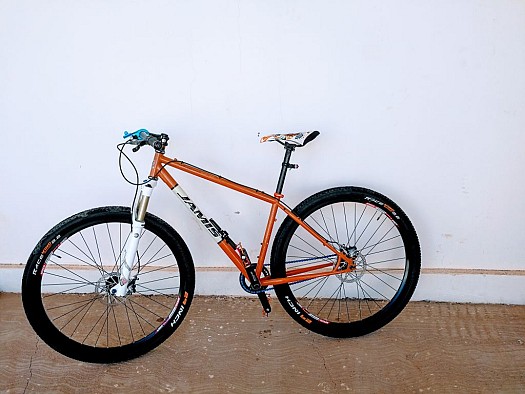 Jamis Dragon One 43cm/Medium Frame Mountain Bike
