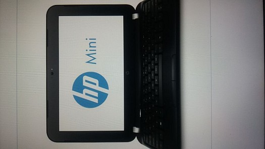 PC modèle HP MINI 200