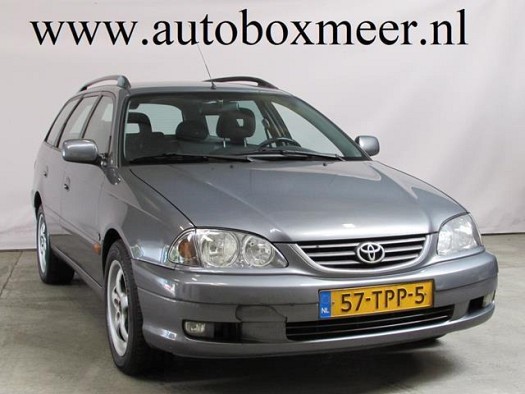 toyota avesis 2002