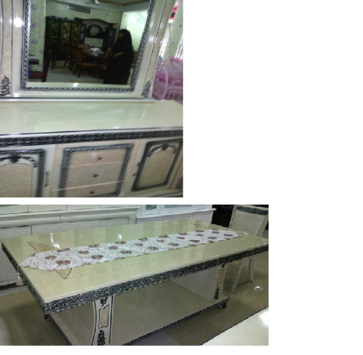 Salle à manger et son buffet avec miroir