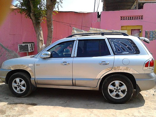 Hyundai santa fee