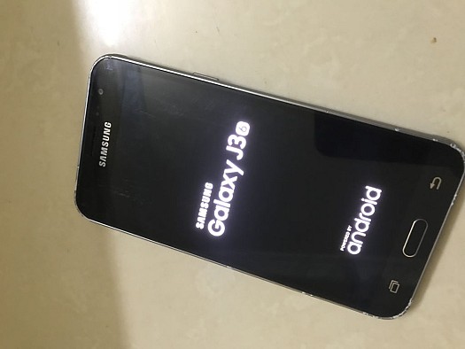 Samsung J3 6️⃣