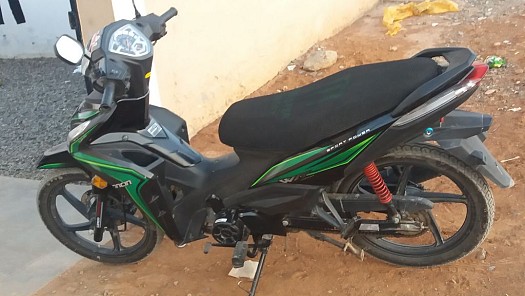 Moto model loncin 125