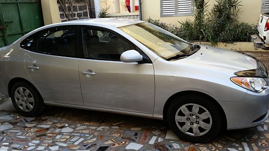 Voiture une Hyundai Elantra en très bon état