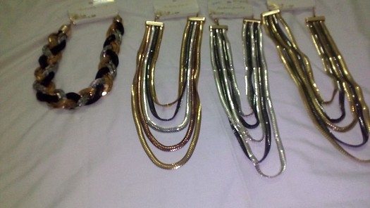 Je vend des jolies colliers