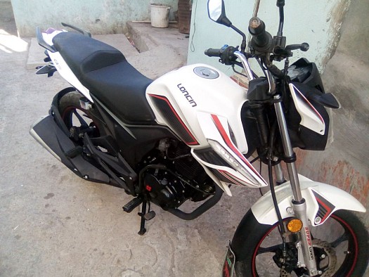 Moto lincoln 125