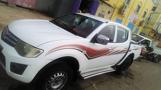 Mitsubishi L200 Model 2012