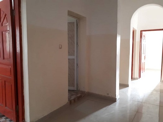 Location appartement F4 au 1er étage