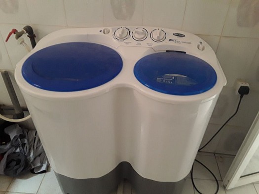 Machine à laver semi automatique