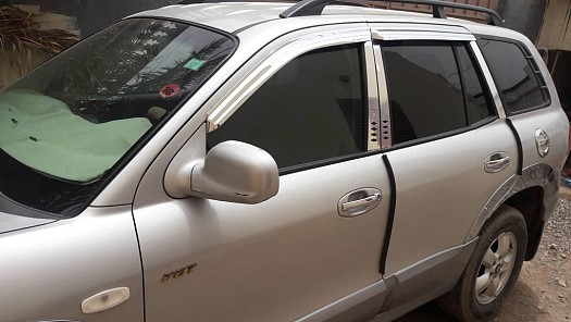 Voiture de marque SANTAFE 2005