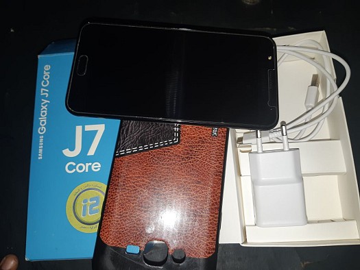 Samsung Galaxy J7 core