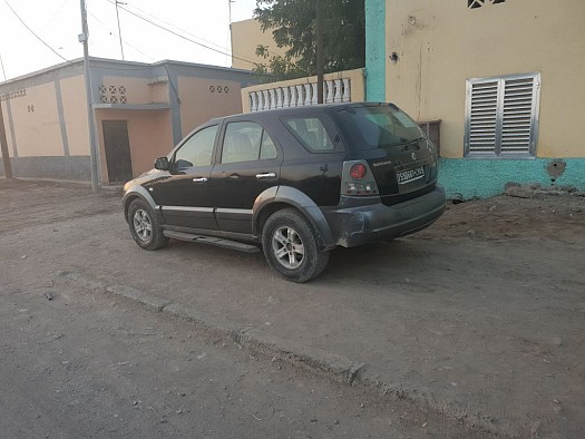 Voiture a vendre prix 550 000 djf Automatique