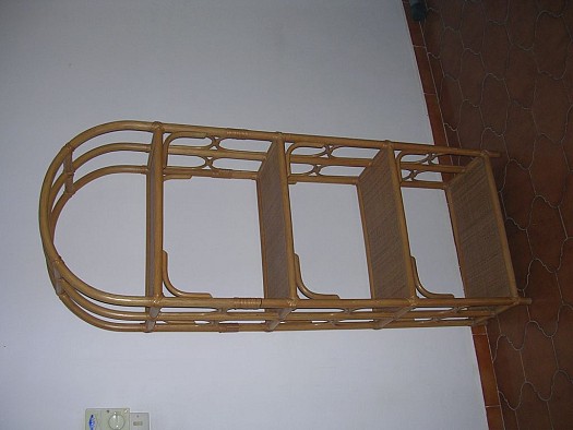 Etagère en rotin