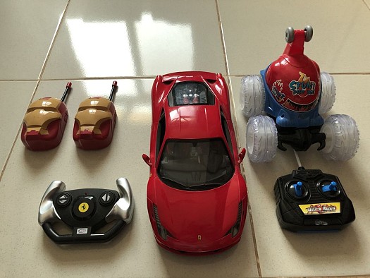 Ferrari remot control car + jeep remot control car + 2 walki talki(Marvel)