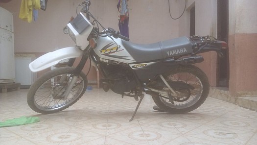 moto Yamaha DT 125