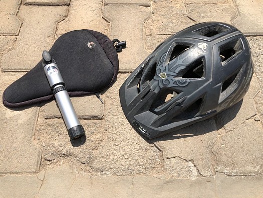Air pump + Decathlon helmet + tight able bicycle gely chair
