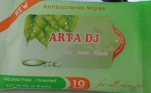 Antibacterial Wipes : uses : Make Up , Towels , OFfice & Car