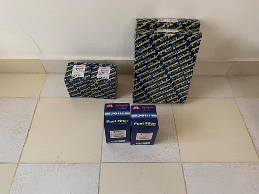 2 KIT MAINTENANCE TOYOTA LAND CRUISER