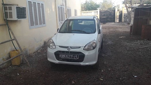 Voiture Suzuki Alto 800