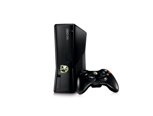 XBOX 360 +2manettte et Xbox Kinect