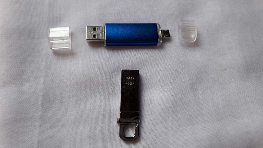 Clé USB فلاشات .
