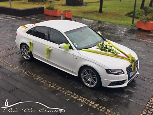 Décoration de voiture pour mariage