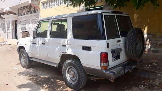 Toyota Land Cruiser Hardtop négociable