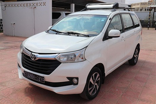 TOYOTA AVANZA 2016 Toute Option Trés Bon Etat