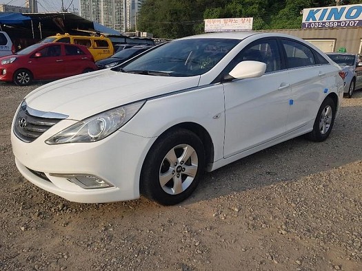 Hyundai YF Sonata The Brilliant 2013