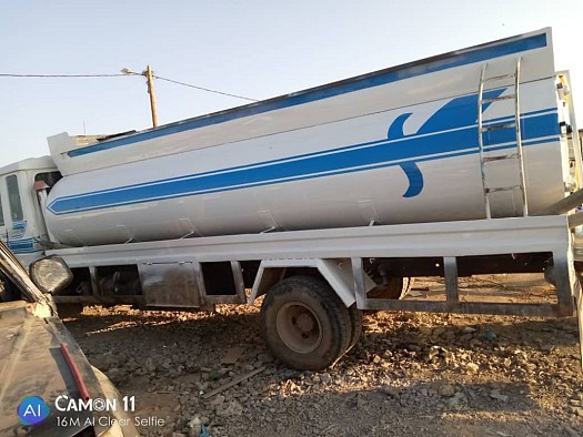 Camion de 10 m3 en tres bon état