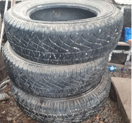 Pneu MICHELIN 17''