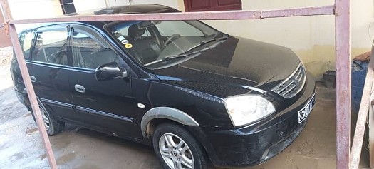 VOITURE KIA CARENS MODEL 2001