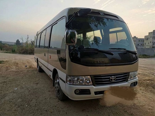 Toyota Coaster Luxe 19 sieges