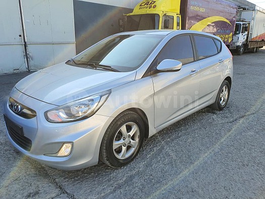 Hyundai new Accent automatique