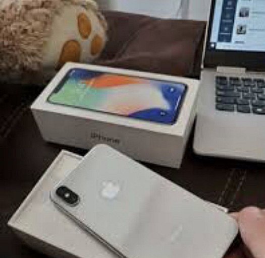 IPHONE X 64 Go