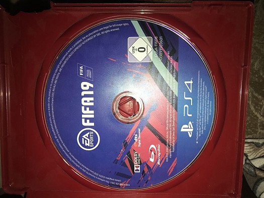 CD à vendre FIFA 19