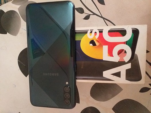 Samsung Galaxy A50s