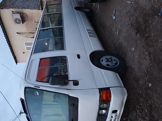 Bus Toyota coster