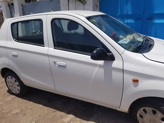 voiture suzuki alto 800